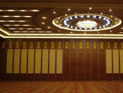 漳州移動(dòng)隔斷與折疊門廠家 賦能會(huì)議及展覽服務(wù)的空間藝術(shù)